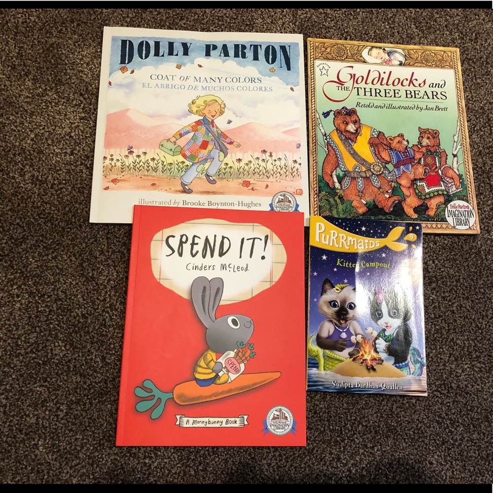 Bundle lot of kids children’s story picture books Jan Brett Goldilocks Parton